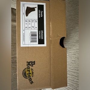 Women’s Doc Martens Zavala